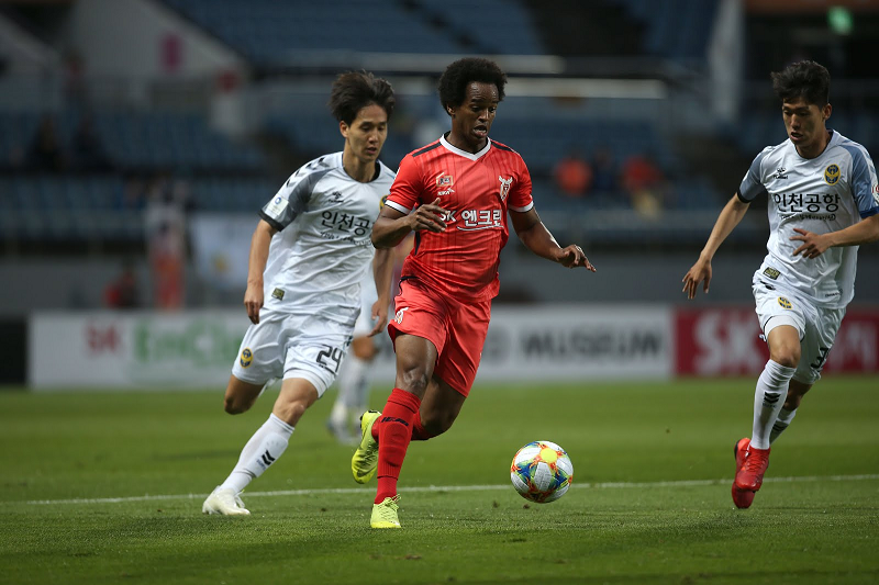 Tip kèo bóng đá trận Jeju United vs Ulsan Hyundai uk88
