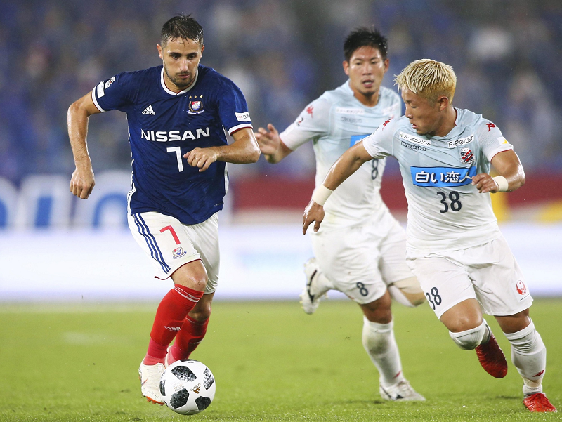 Nhận định trận đấu Yokohama F Marinos vs Consadole Sapporo uk88