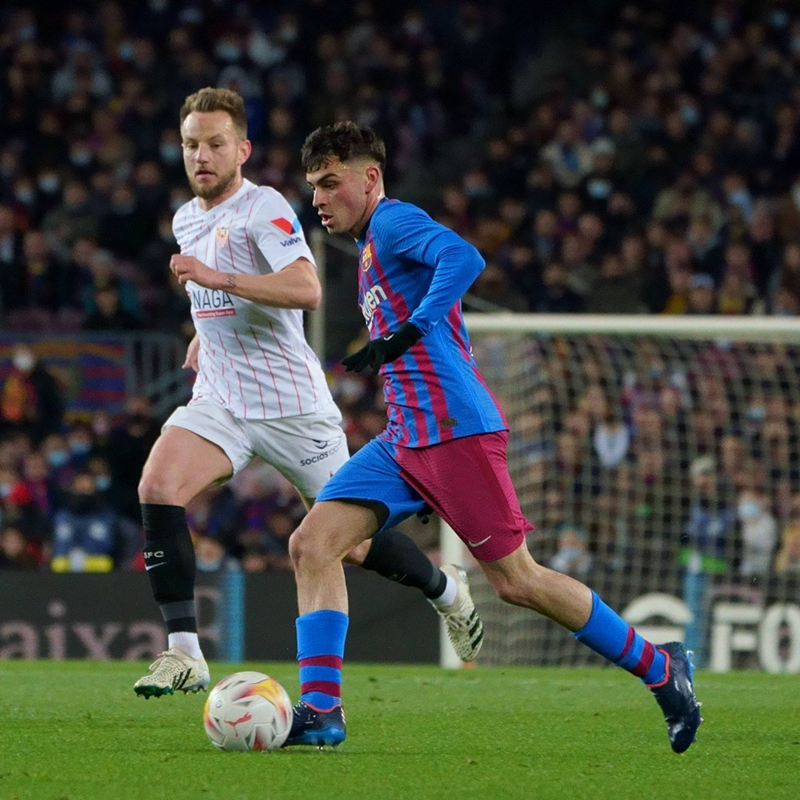 Tip kèo bóng đá trận Barcelona vs Sevilla uk88