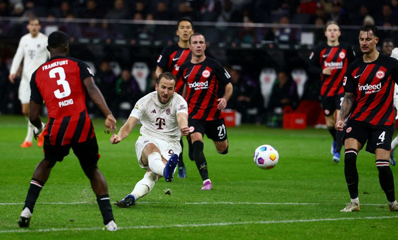 Tip kèo bóng đá trận Eintracht Frankfurt vs Bayern Munich uk88
