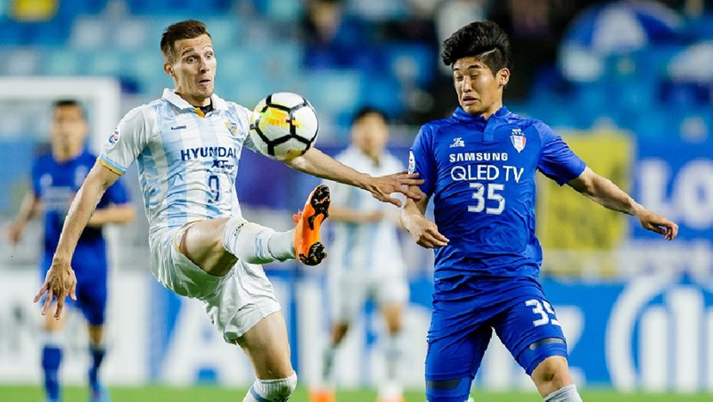 Tip kèo bóng đá trận Ulsan Hyundai vs Gangwon uk88