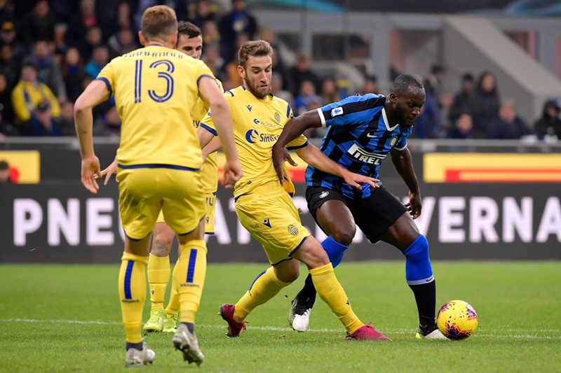 Tip kèo bóng đá trận Verona vs Inter Milan uk88