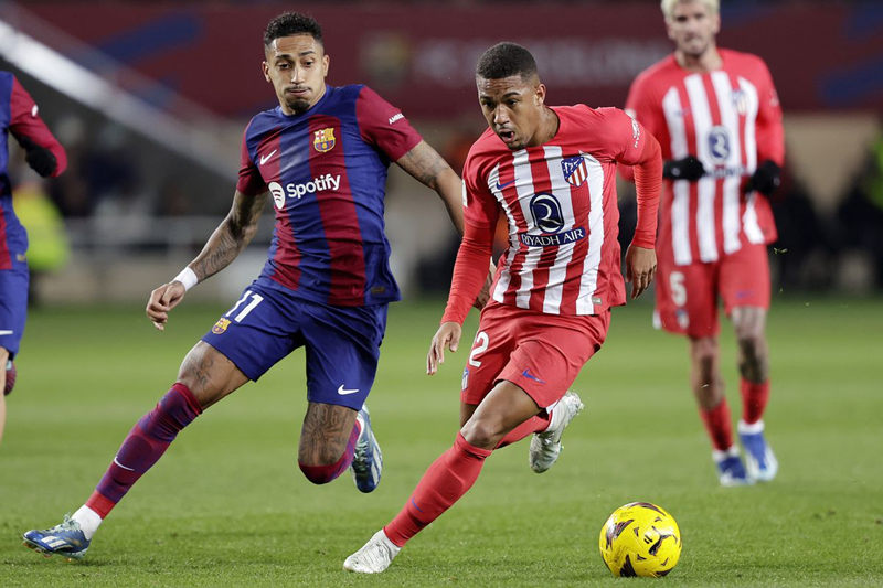 Tip kèo bóng đá trận Barcelona vs Atletico Madrid uk88