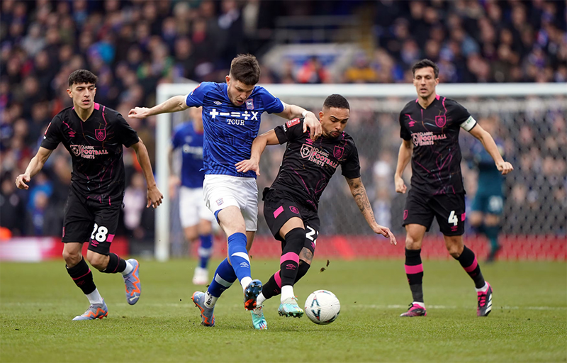 Tip kèo bóng đá trận Middlesbrough vs Burnley uk88