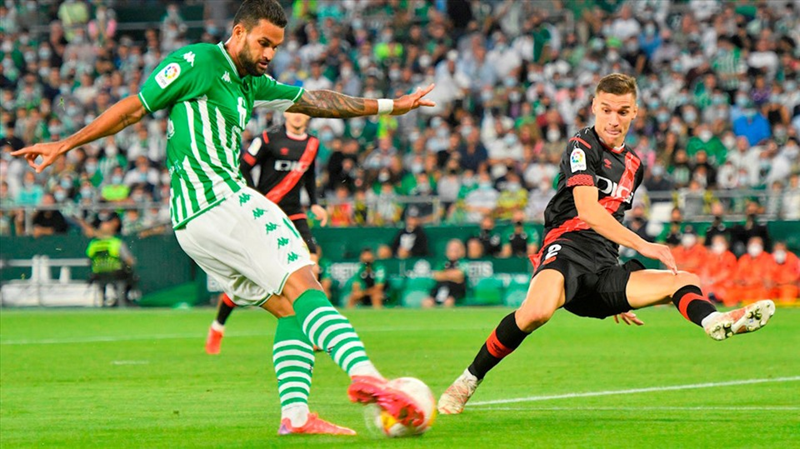 Tip kèo bóng đá trận Real Betis vs Rayo Vallecan uk88
