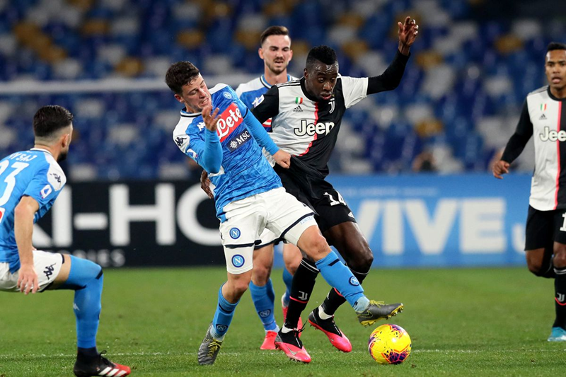 Nhận định trận đấu Napoli vs  Juventus uk88