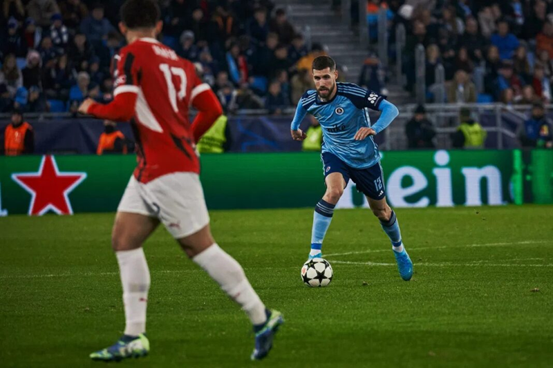 Tip kèo bóng đá trận Slovan Bratislava vs VfB Stuttgart uk88
