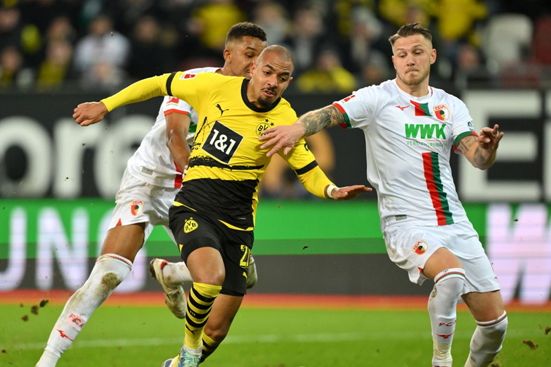 Tip kèo bóng đá trận Borussia Dortmund vs Augsburg uk88