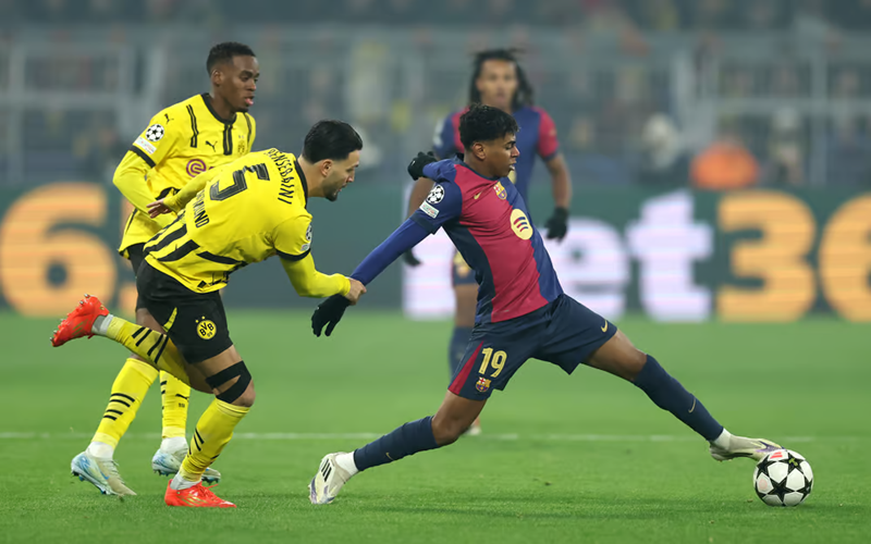 Nhận định trận đấu Barcelona vs Borussia Dortmund uk88