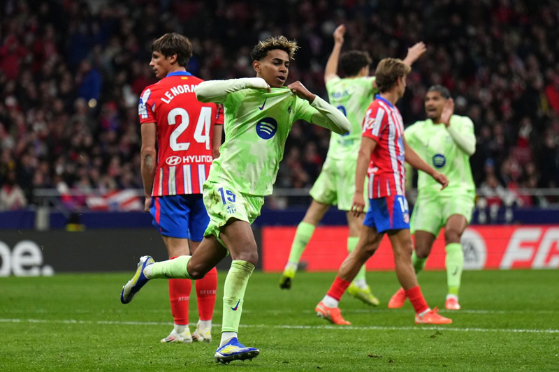 Tip kèo bóng đá trận Atletico Madrid vs Barcelona uk88