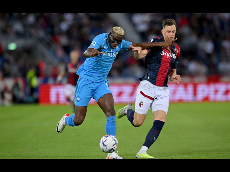 Tip kèo bóng đá trận Bologna vs Napoli uk88