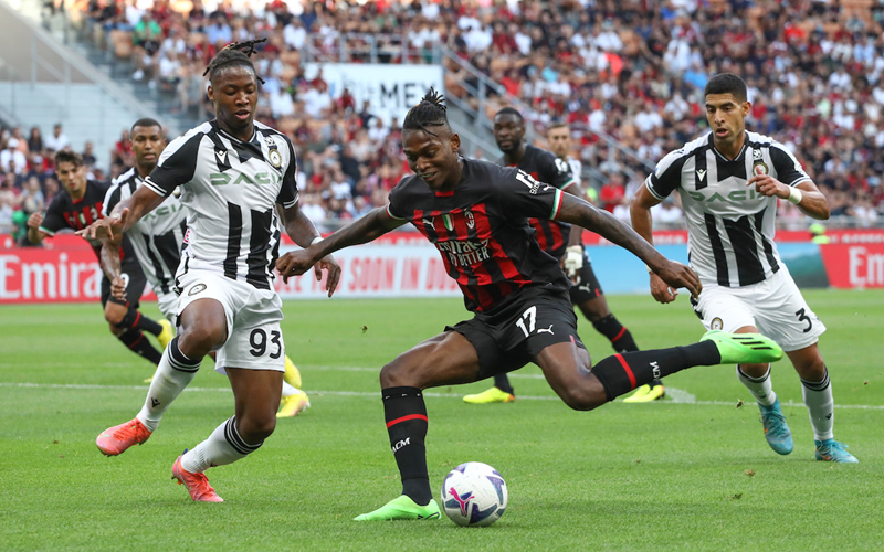 Tip kèo bóng đá trận Udinese vs AC Milan uk88